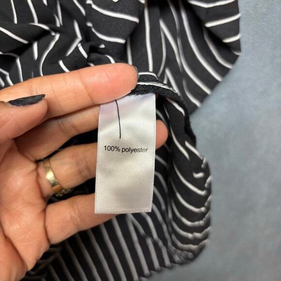 Maurices XL Black White Striped Roll Sleeve Blouse Tunic Top Business Office - Picture 6 of 9
